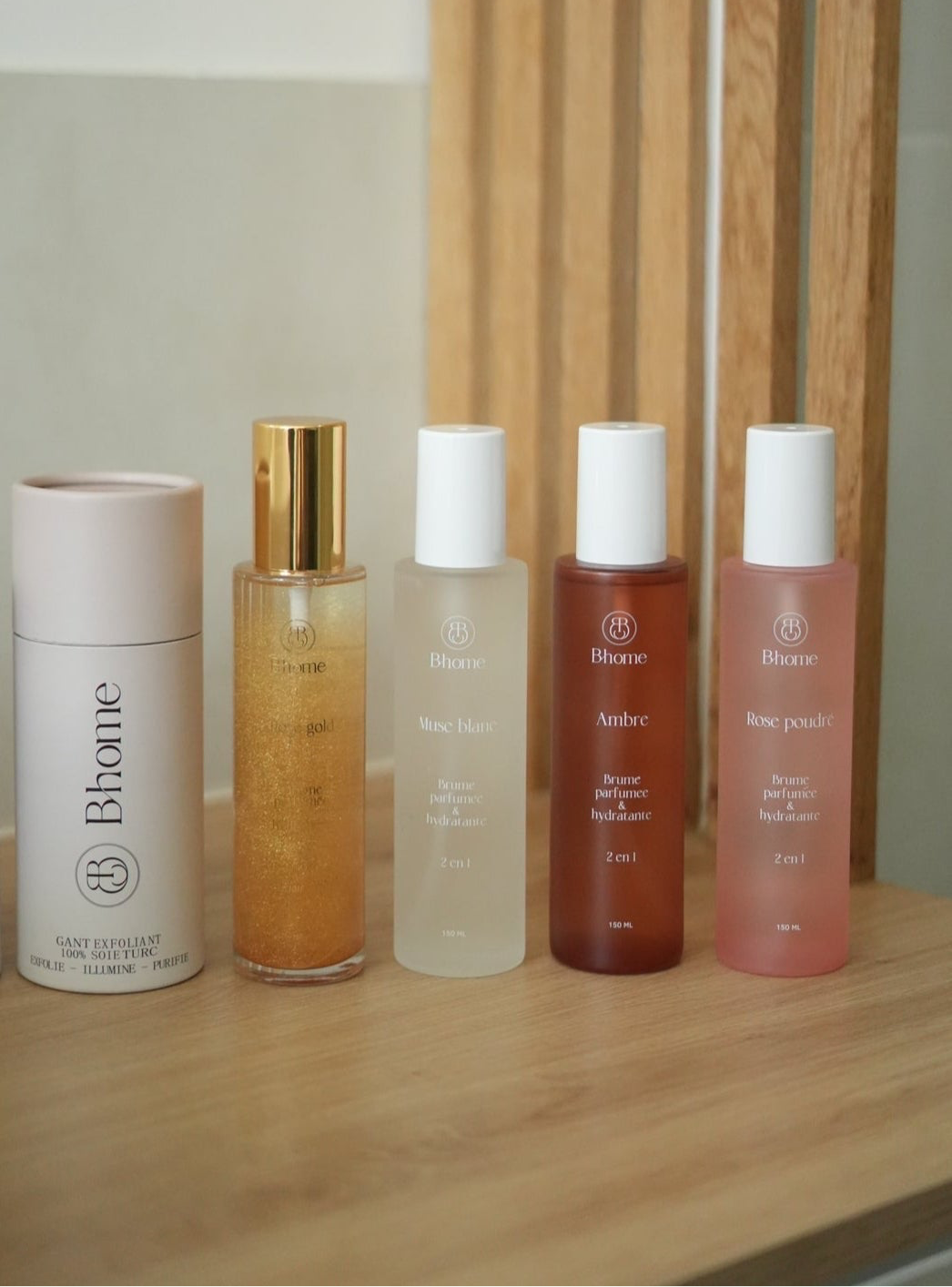 Coffret 4 BRUMES parfumées hydratante & 1 GANT CORPS exfoliant
